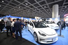 Over 100,000 buyers visit HKTDC Hong Kong Electronics Fair and ICT Expo