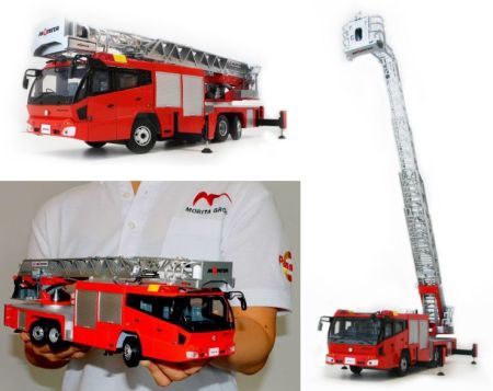 車種類消防車モリタ先端屈折式はしご付消防車スーパージャイロラダー（1/32サイズ）